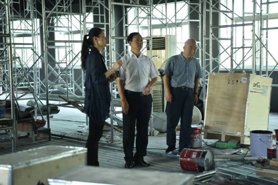公司党委书记来舞蹈系视察工作 (19)